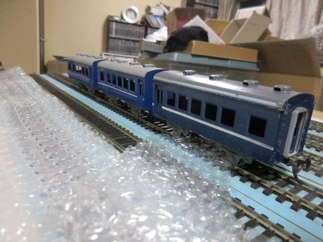 鉄道模型（HOゲージ）入門 豆ブルートレイン　機関車・客車セット （金属製品）