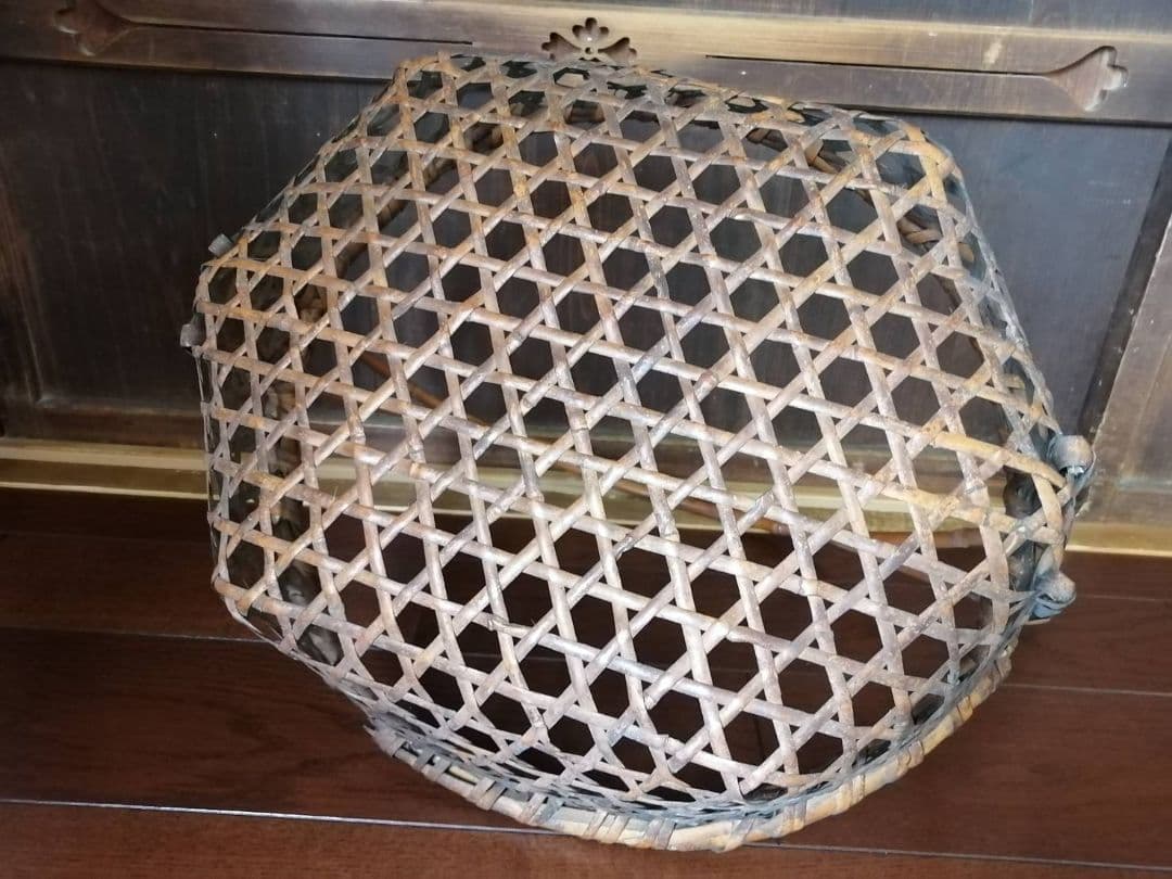 古い手付きの摘み菜籠 「野の籠展」案内状付き