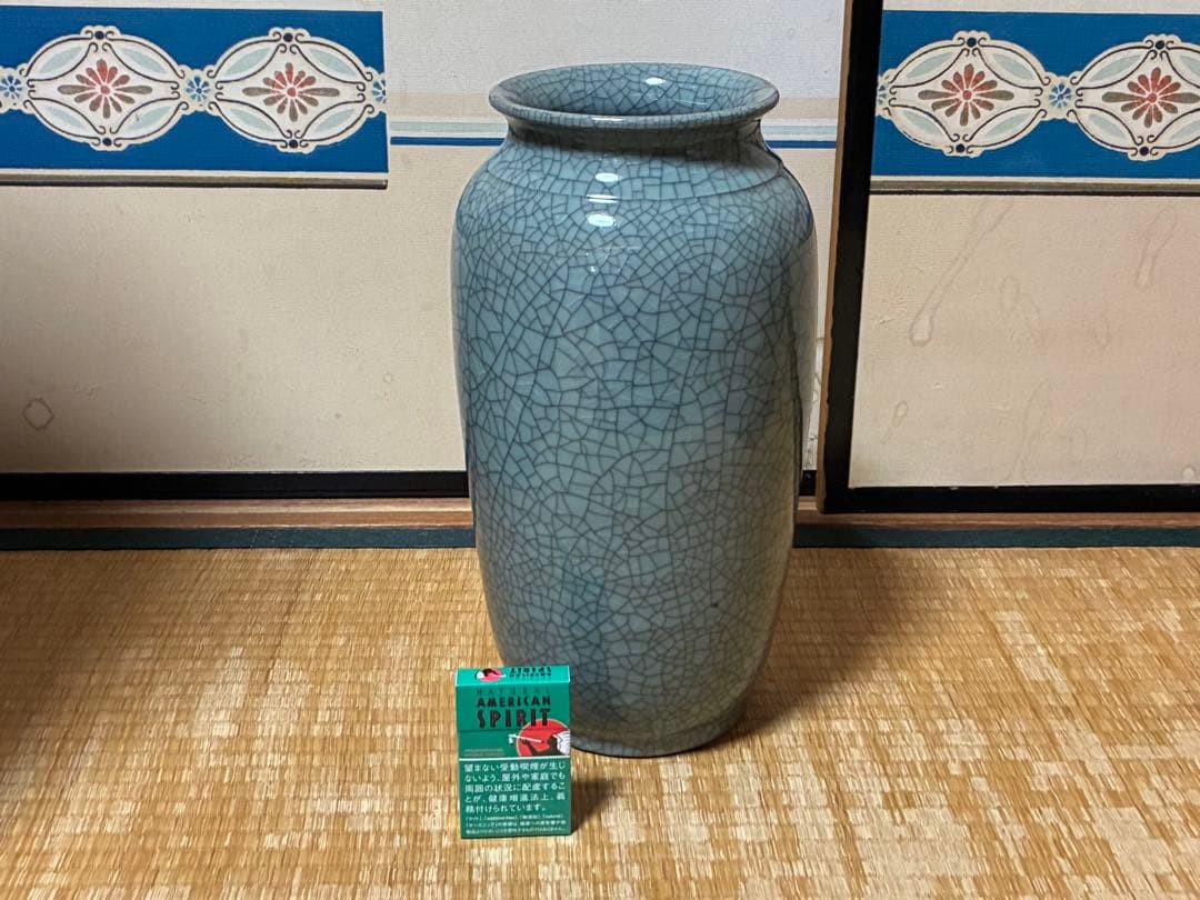 ひび割れ模様の青い花瓶 壺 花入 中国？