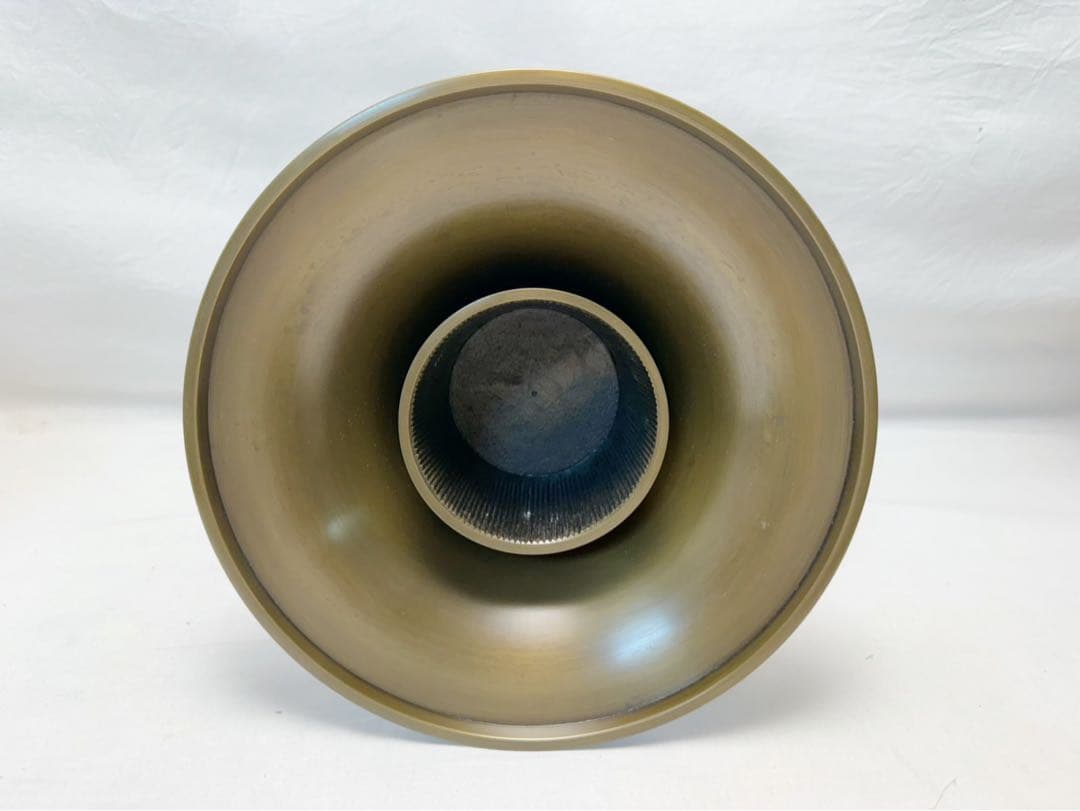 未使用 華道具 ラッパ型 銅 花入 重さ約3.6kg 金属工芸 花瓶 花器元箱