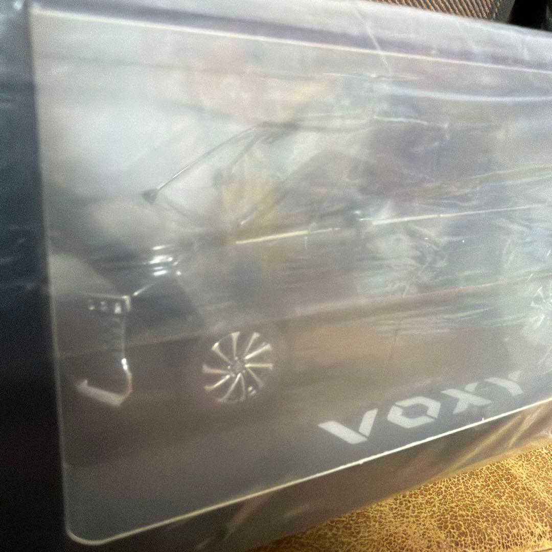 非売品　ヴォクシーVOXY 90 ミニカー 未開封 グリッターブラック