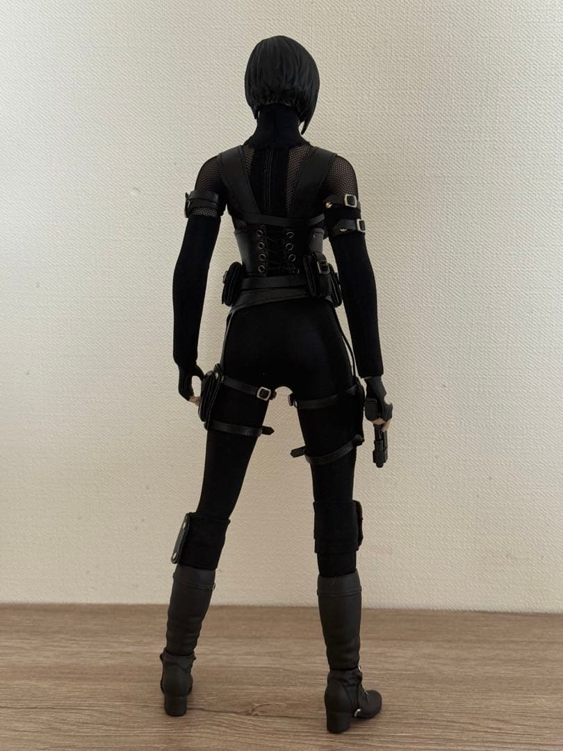 バイオハザード　エイダ・ウォン似て　可動フィギュア　1/6