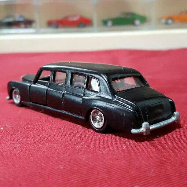 トミカ ロールスロイス 改造 リムジン