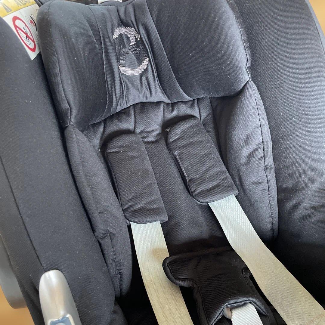 Cybex サイベックス　ATON Q チャイルドシート　ベース付