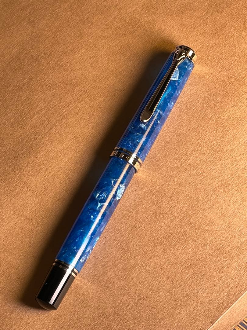 Pelikan ペリカン 万年筆 M805 ヴァイブラントブルーペンケース付き