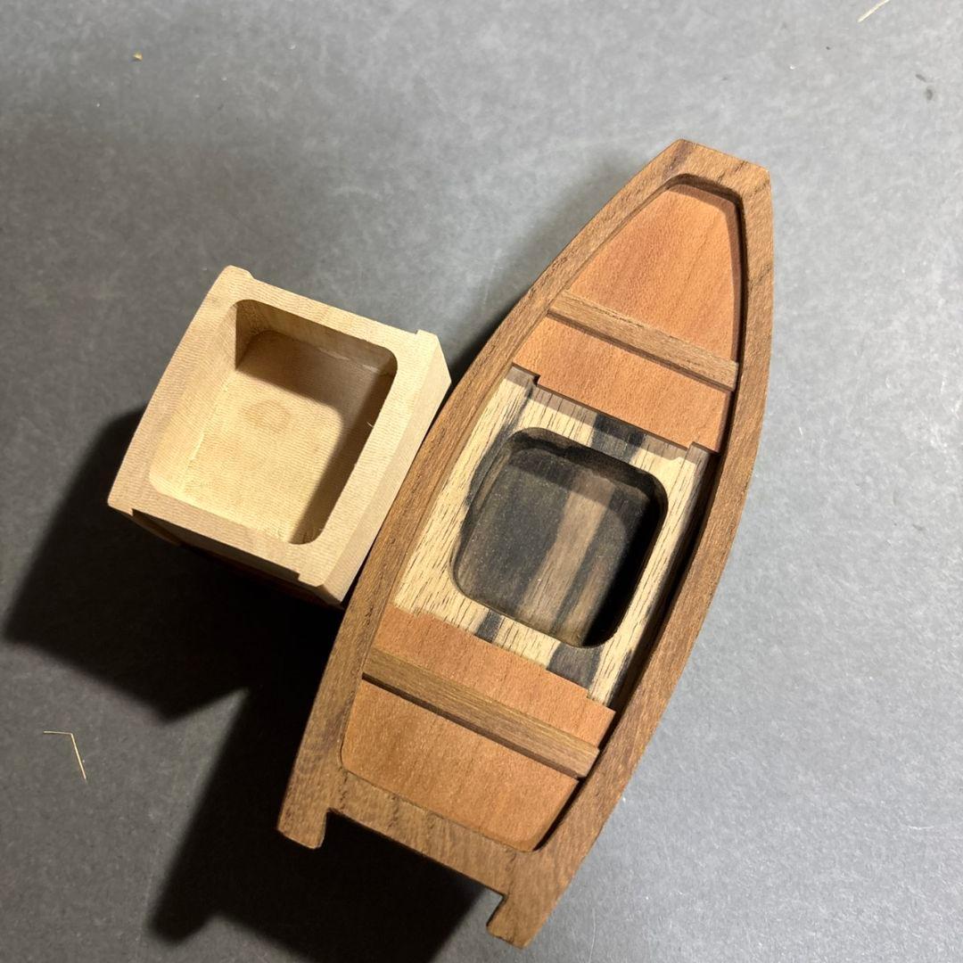 一徳　木地寄　舟　香合　共箱　黒柿等