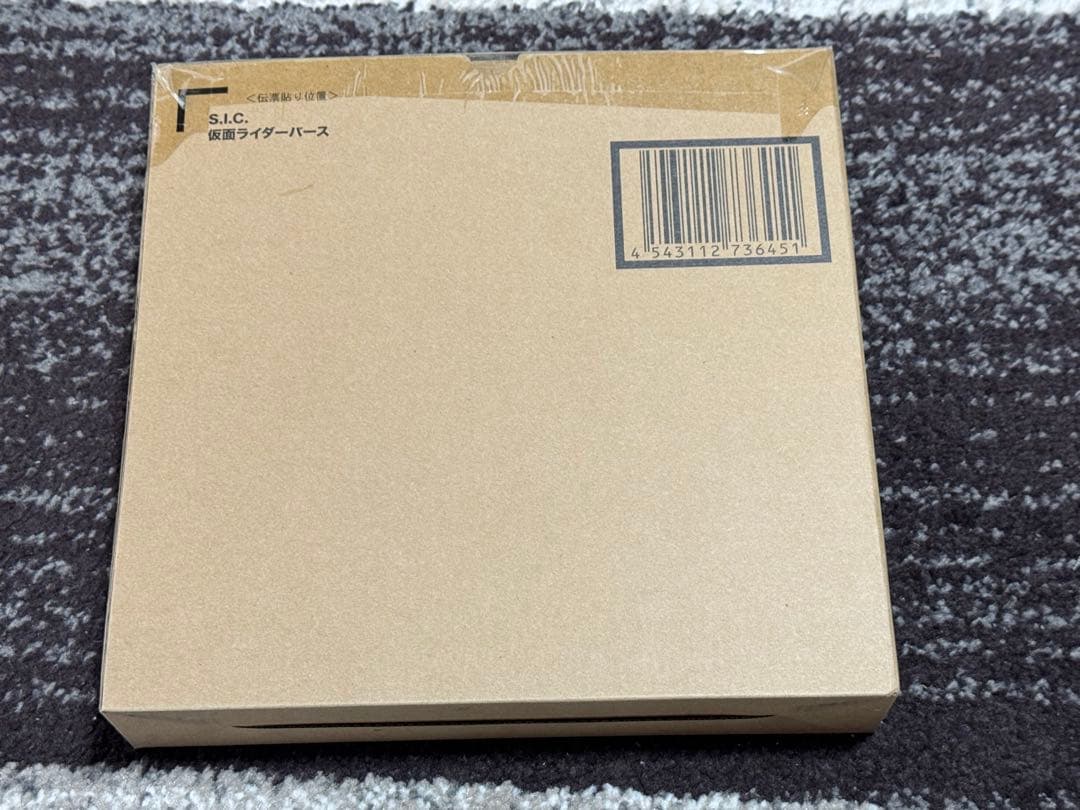 sic 仮面ライダーバース　プレミアムバンダイ　仮面ライダーオーズ　新品