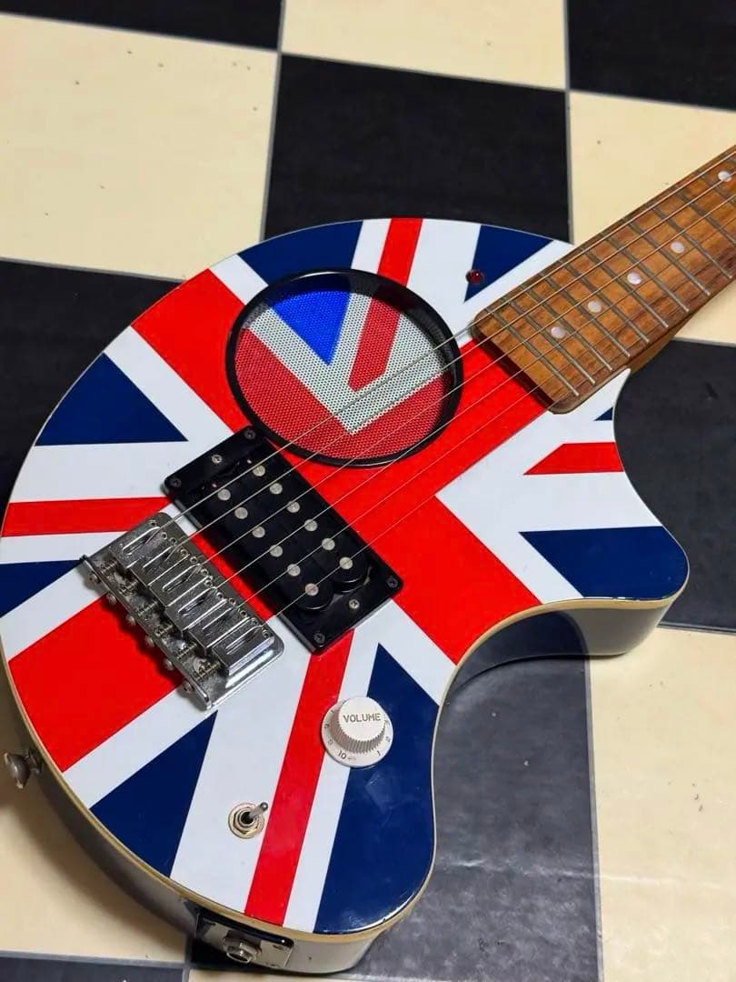 イギリス国旗デザイン エレキギターフェルナンデス ZO-3 ユニオンジャック
