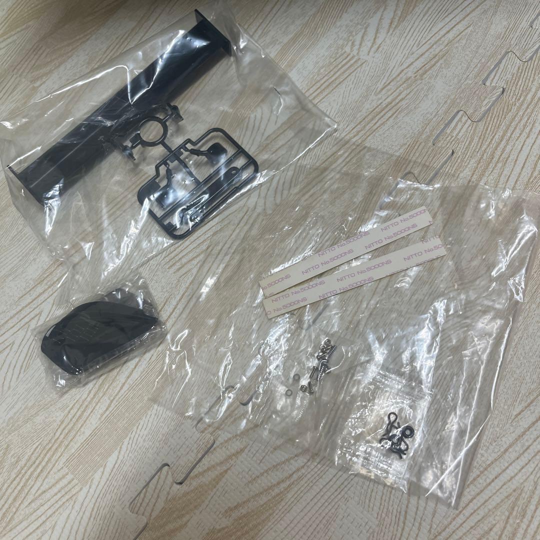 タミヤ 1/10 au TOM'S GR Supra 塗装済みボディ　 未使用