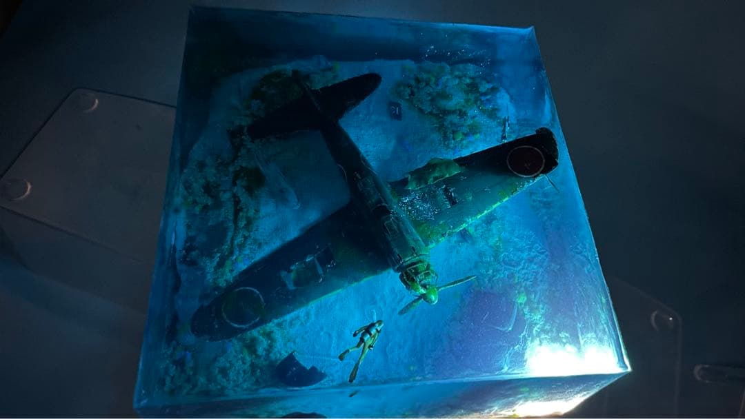 珊瑚の海に眠る零戦 レジン ジオラマ - メルカリ