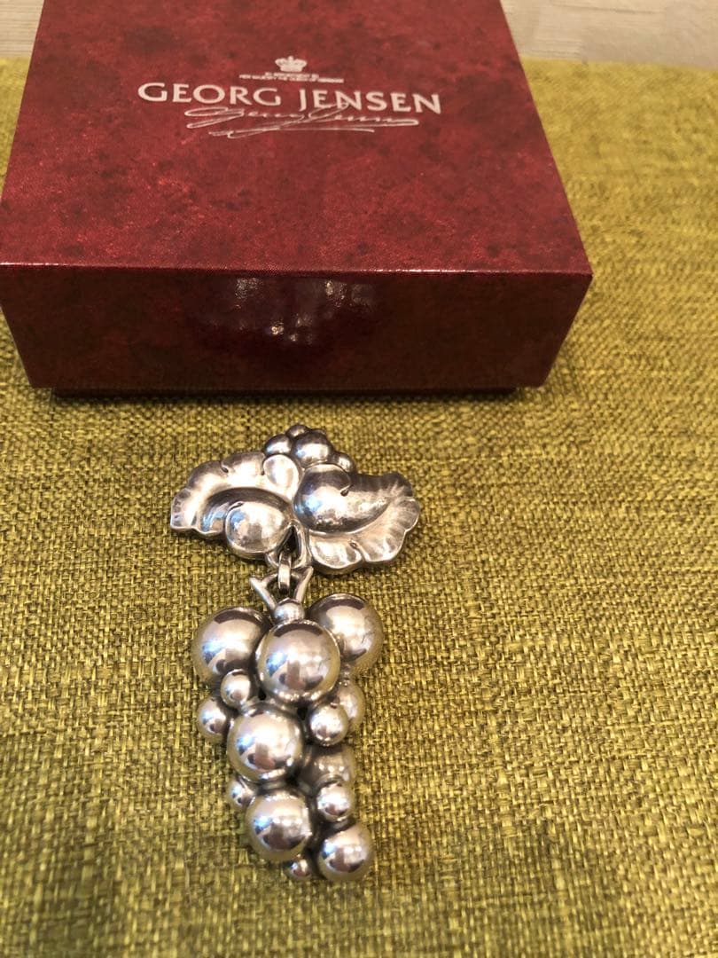 GEORG JENSEN ジョージジェンセン ムーンライトきグレープ ブローチ