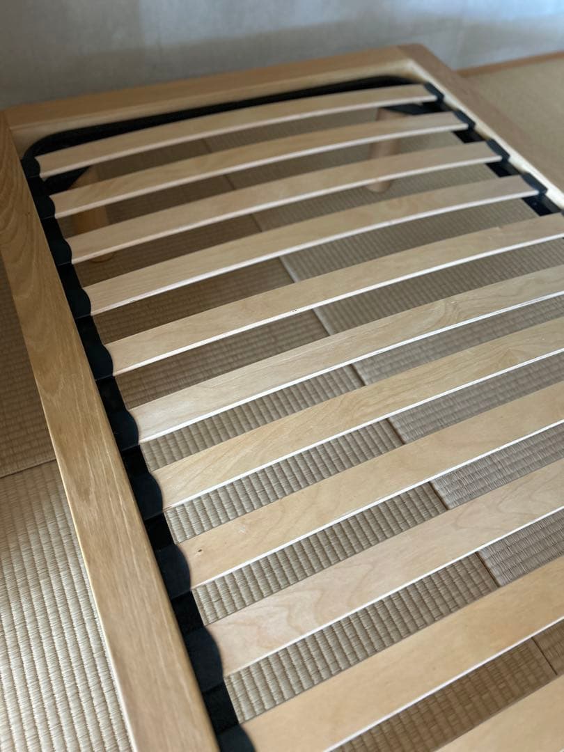 c*g様 無印　木製ベッドフレーム　シングル　足は取り外せます