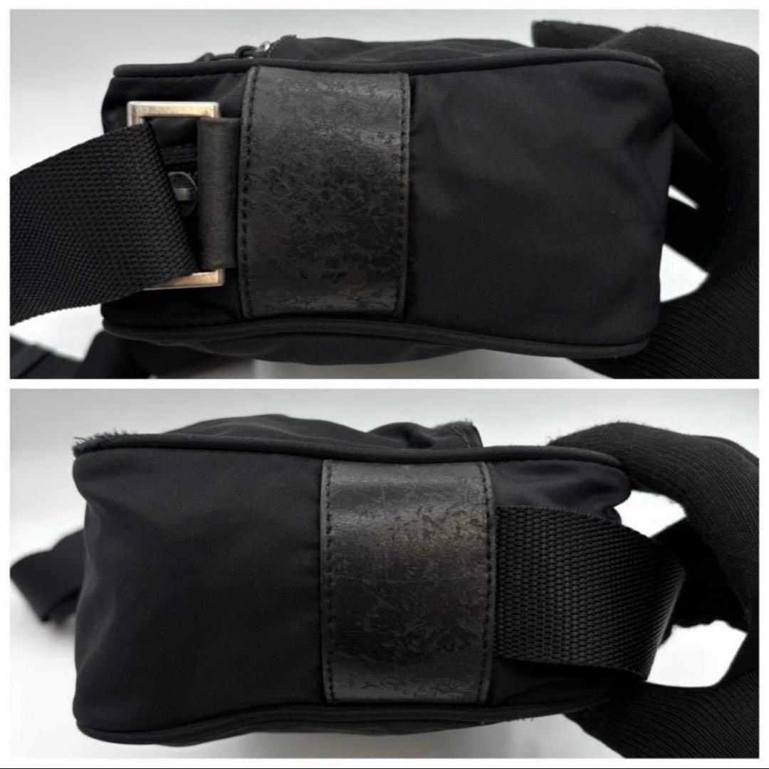 大人気 プラダ PRADA 三角ロゴ ショルダーバッグ　23cm ブラック