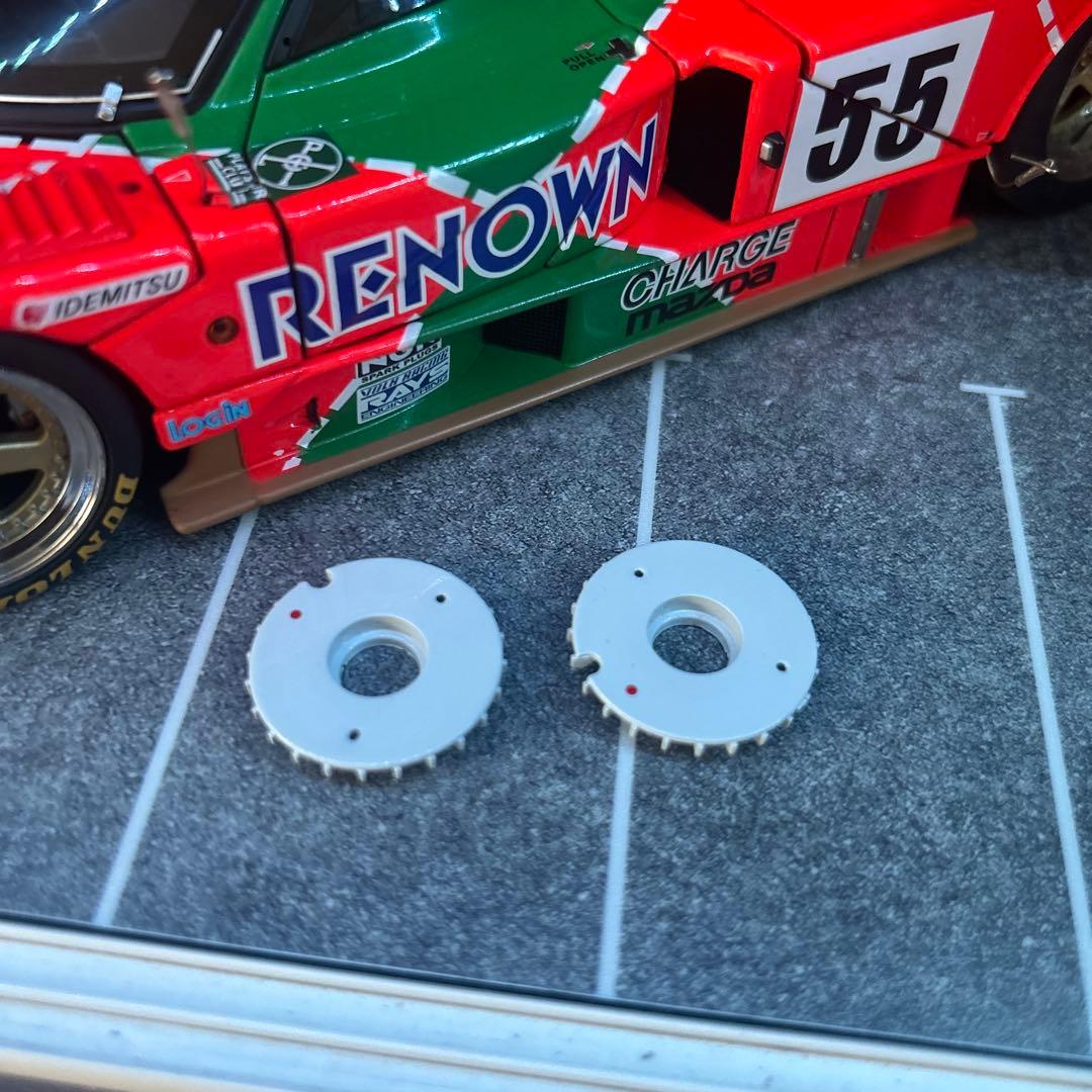 最終価格！ オートアート　1/18スケール　787B