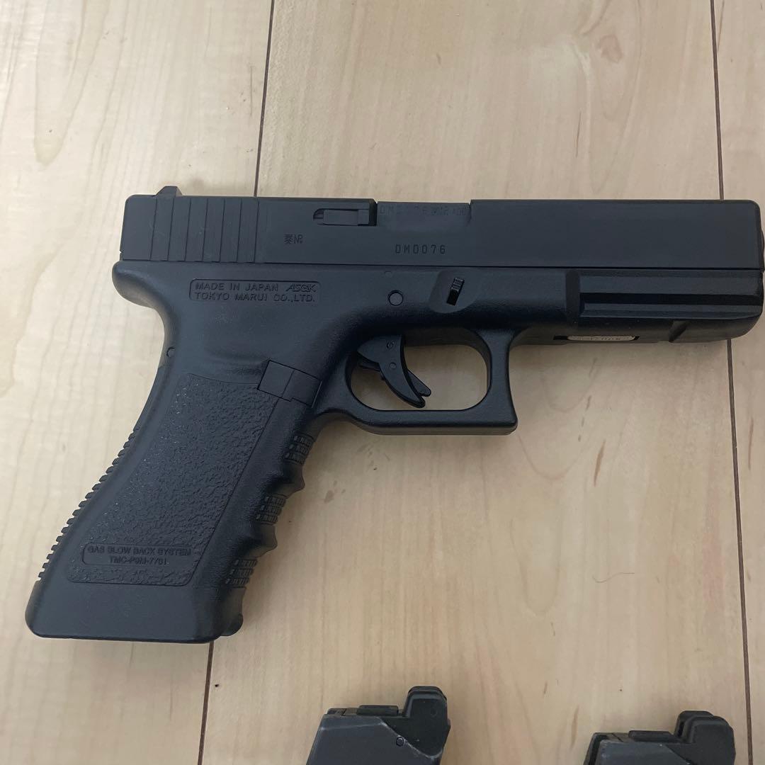 東京マルイ　Glock 17 gen3ハンドガン マガジン　　専用ホルスター付き