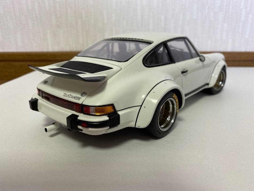 １／１８ エグゾト ポルシェ ９３４ ＲＳＲ １９７６ 新品 ミニカー
