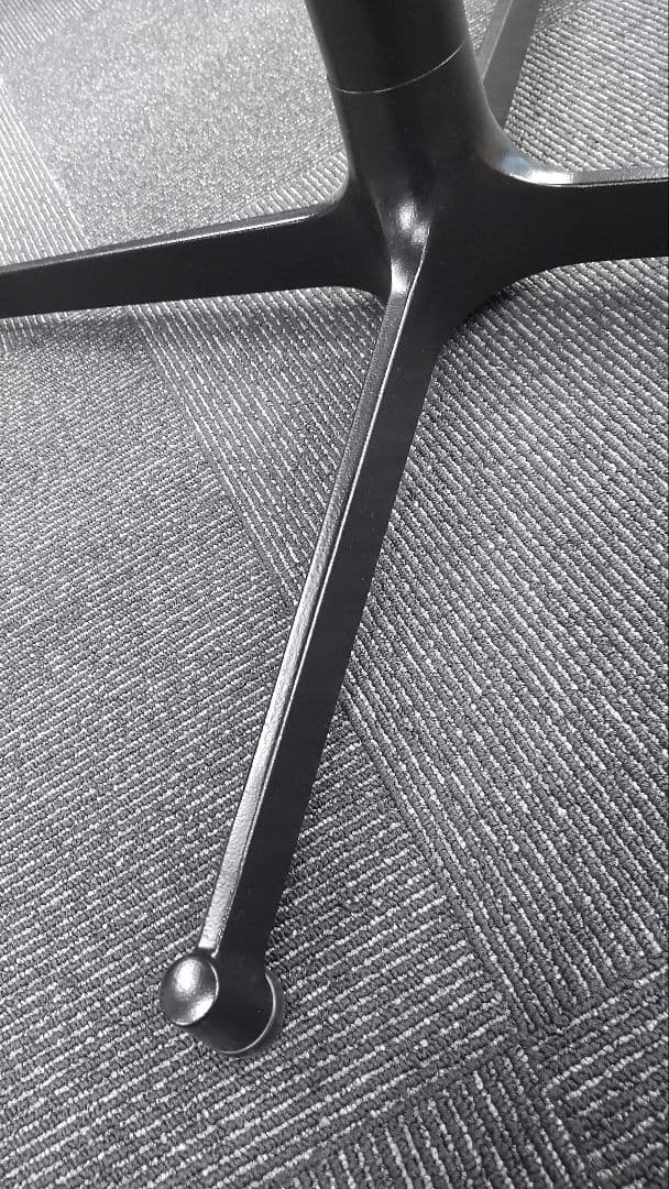 【りな】円形 木目ダイニングテーブル（直径90cm）