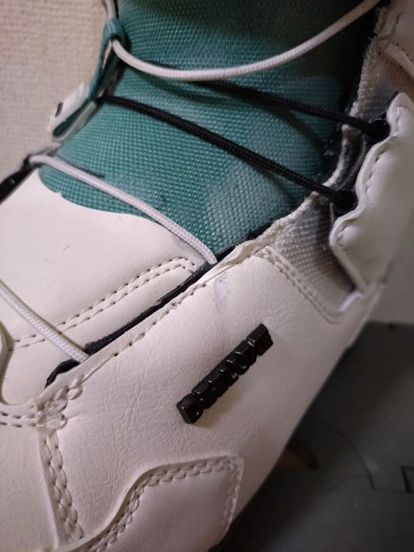 スノーボード DEELUXE TEAM ID LARA 25.5cm