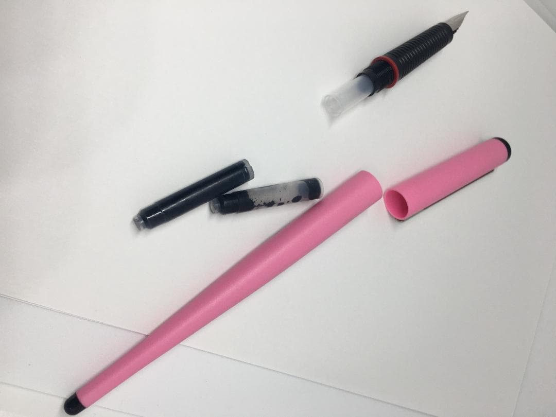 希少！廃番色+廃番名！ロットリング/カラー アート ペン/万年筆(EF