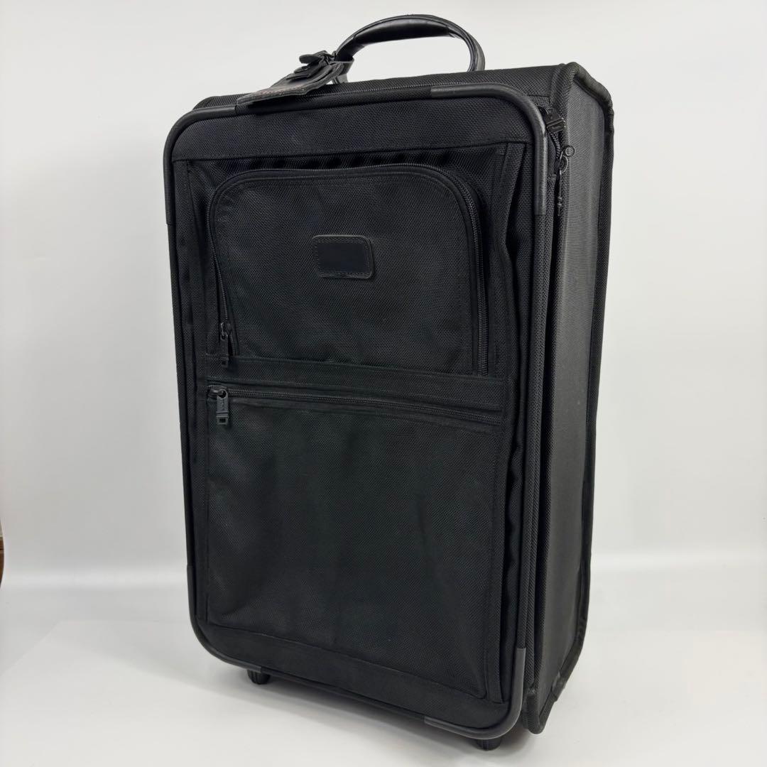 キャリーケース　TUMI スーツ　ケース　2輪　黒ナイロン　バッグ　41L TUMI（トゥミ） 並行輸入 キャリーケース ナインティーンディグリー
