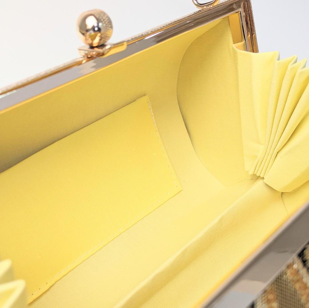 草履バッグセット 振袖用 帯地 金 黒 古典 フリーサイズ w49-6