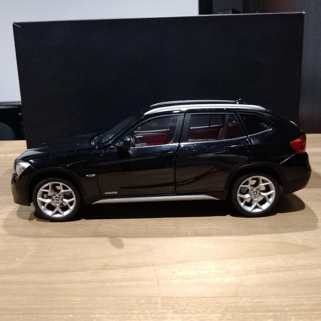 1/18 京商　BMW X1 xDrive28i ミニカー　サファイアブラック