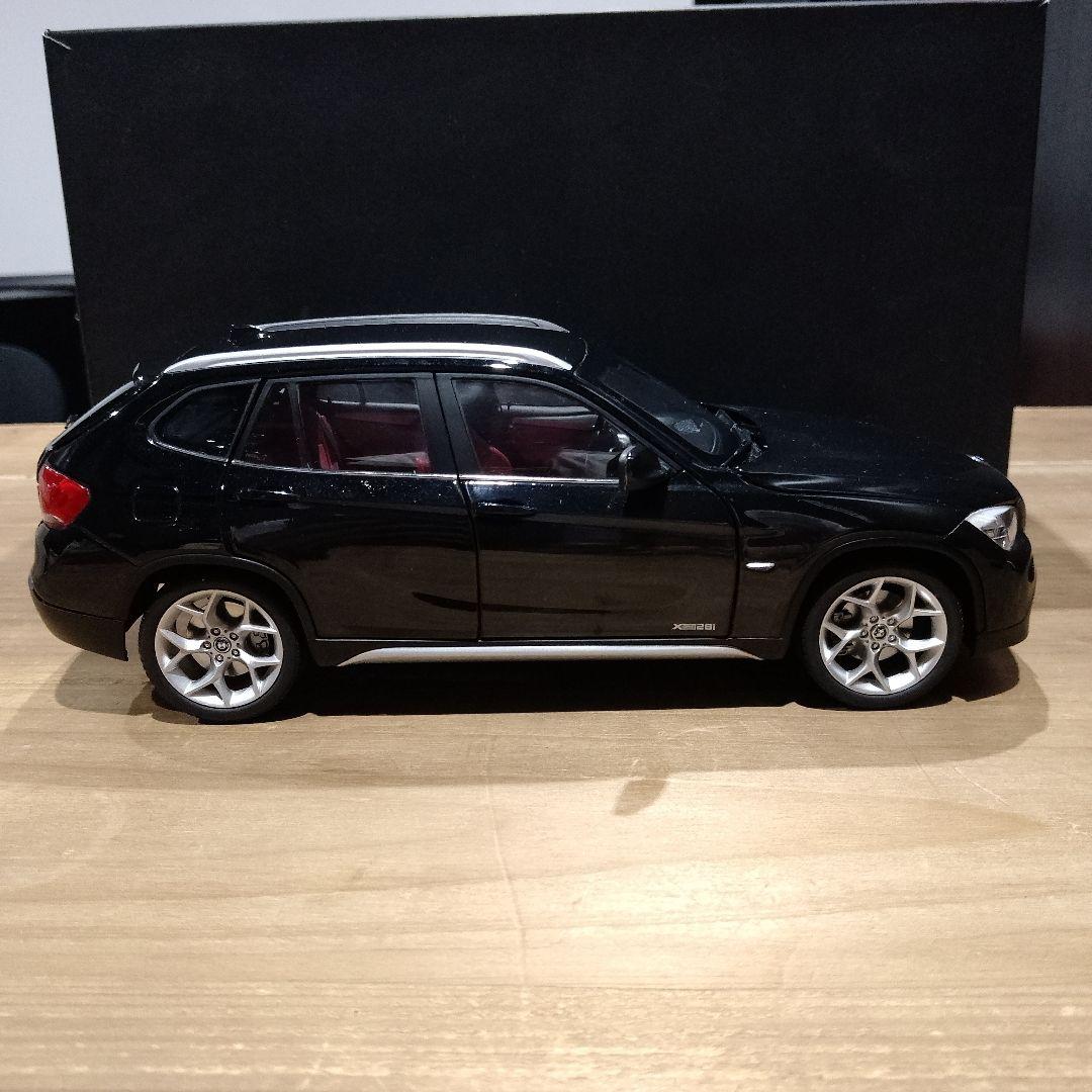 1/18 京商　BMW X1 xDrive28i ミニカー　サファイアブラック