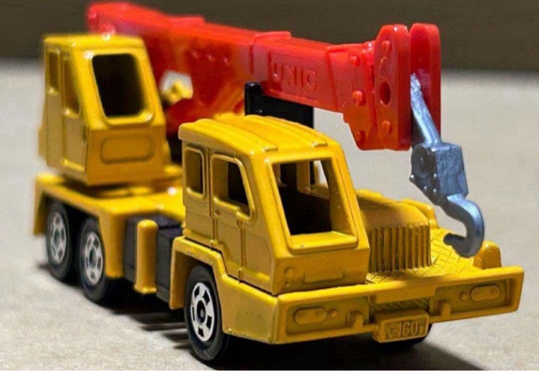 トミカ 日産ディーゼル UD ユニック トラッククレーン デラックス建設車セット