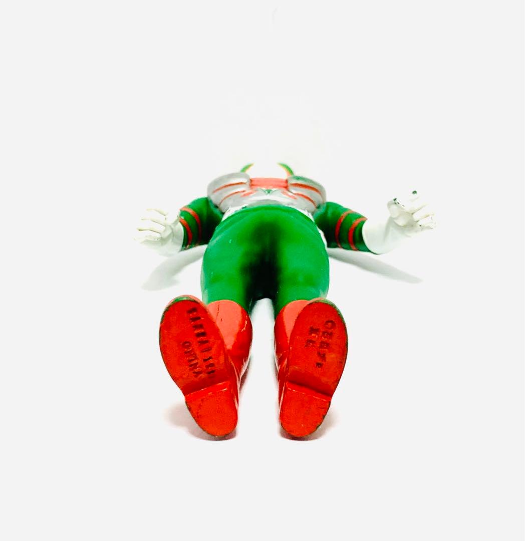 仮面ライダー V3 1988年 ソフビ バンダイ 当時モノ - メルカリ