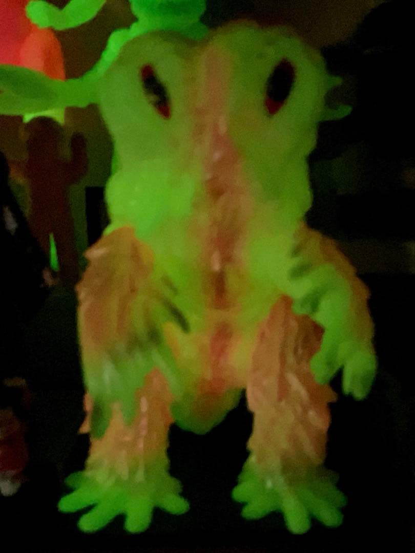 ゴジラ・ストア限定 マルサン ヘドラ350 C-type 夜桜蓄光ver. マルサン