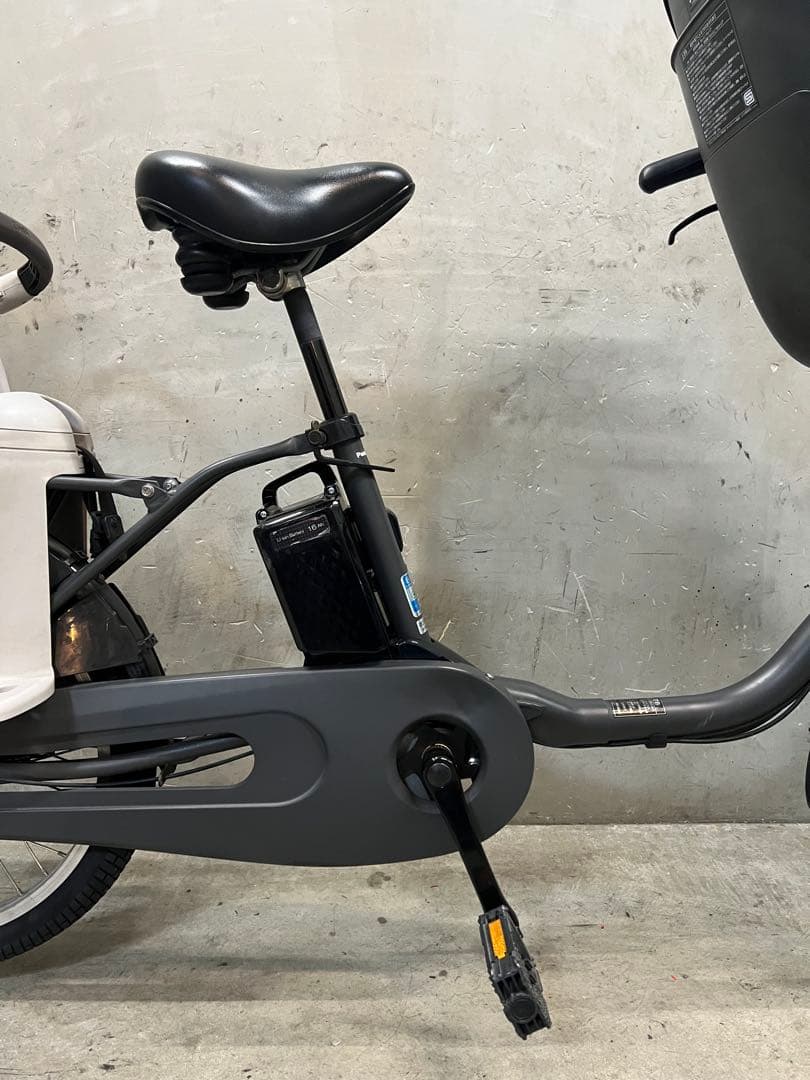 激レアカラー ギュット・クルーム 子供乗せ電動アシスト自転車 H2763