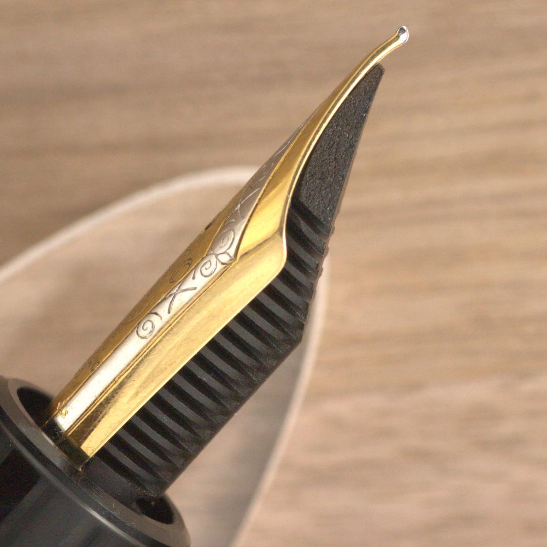 MONTBLANC 149 万年筆 18金EF3帯段なしエボナイト芯インク箱付き