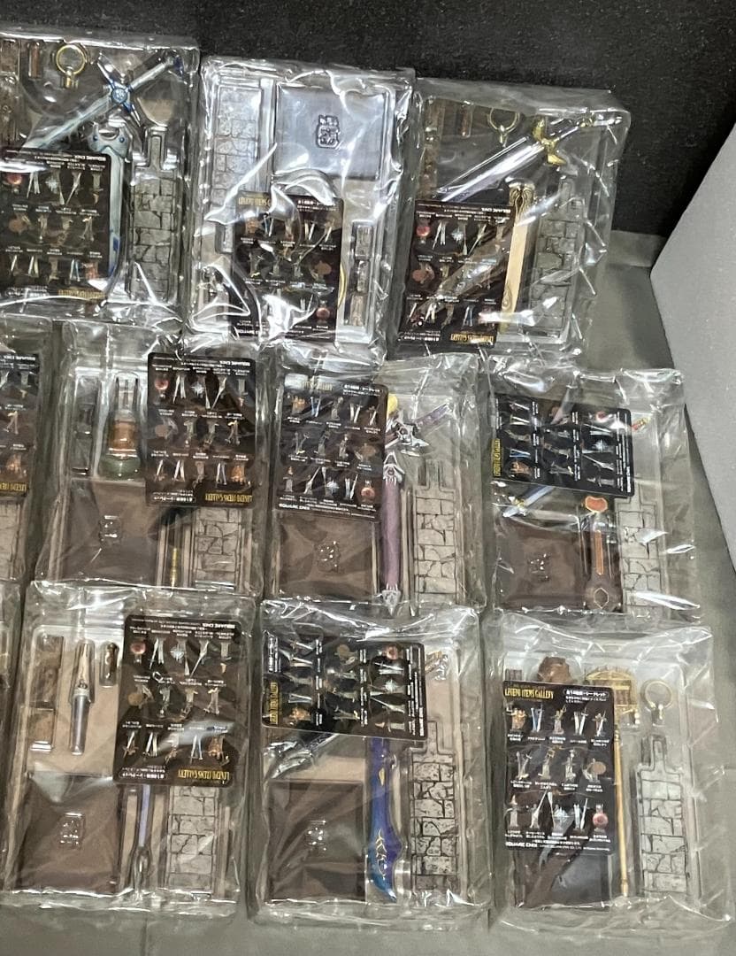 未開封『はぐれメタルの装備編ノーマル全14種』レジェンドアイテムズ