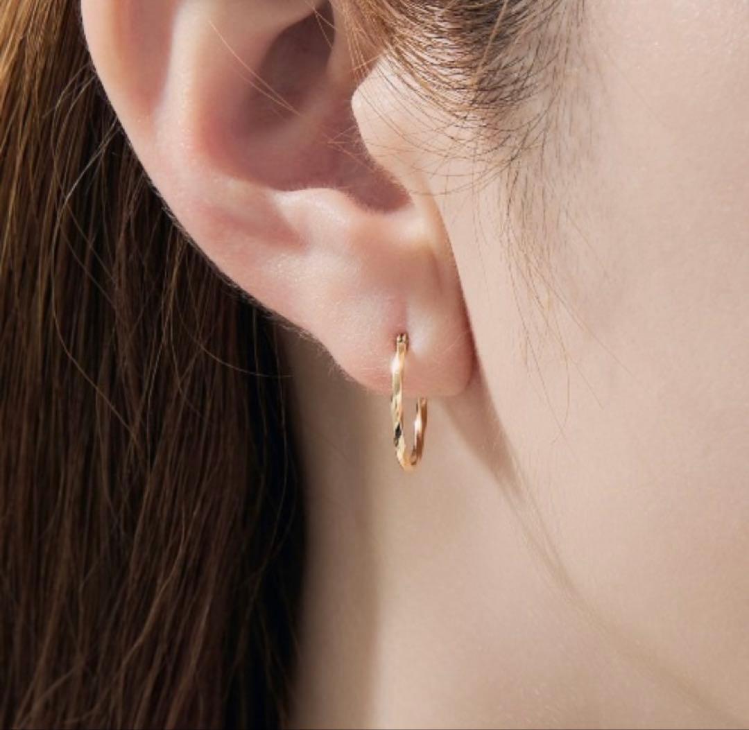 未使用・箱付】L&Co. K10 フープピアス｜ひねり ゴールド - メルカリ