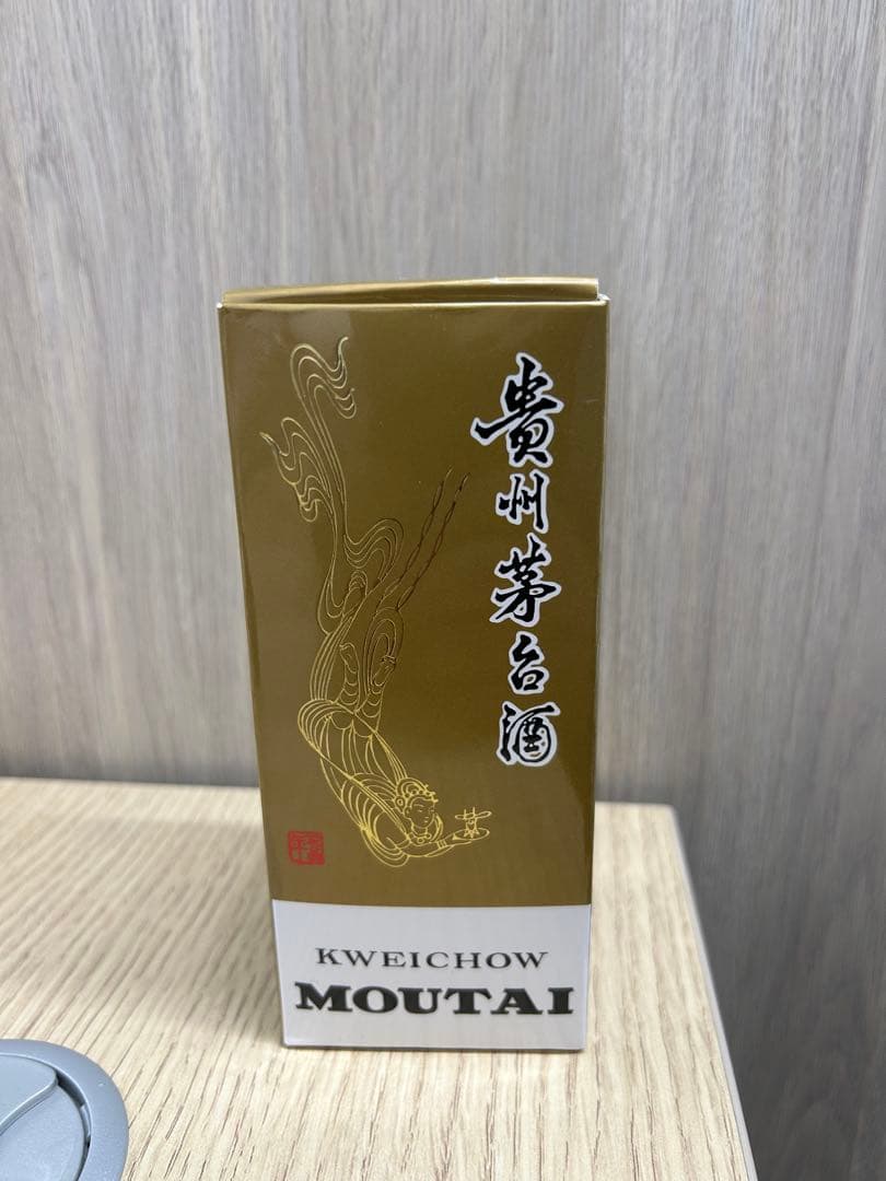 Kweichow Moutai 焼酎 200ml 箱入り - メルカリ
