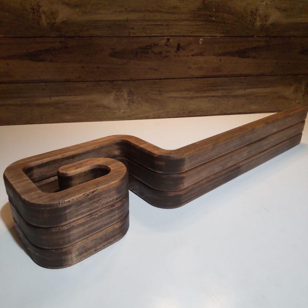 曲線デザイン ウォールシェルフ 飾り棚 ウォルナット ファニー