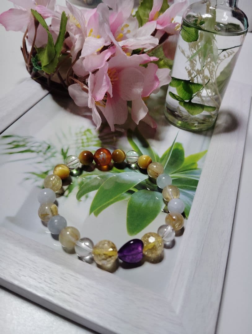 あ☆悠☆未ですヾ(。>﹏<。)ノ゛✧*。