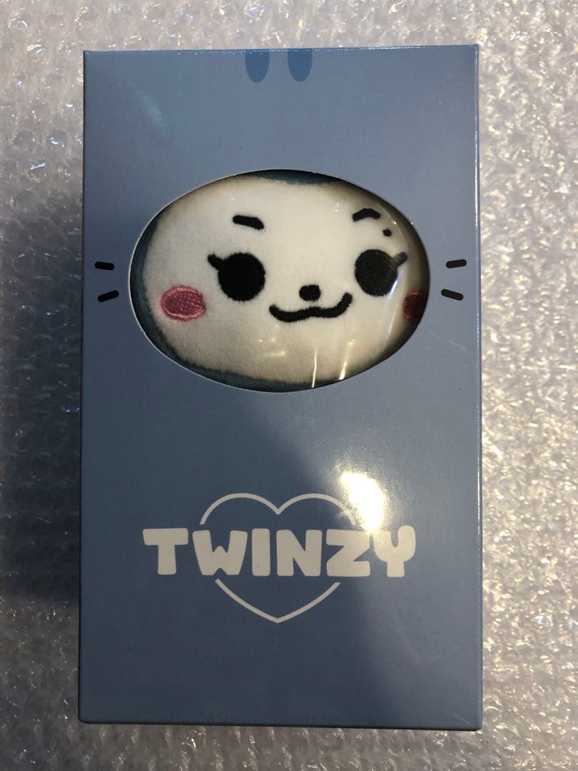 公式 itzy TWINZY ミニ ぬいぐるみ 人形 リュジン RYUJJI - メルカリ