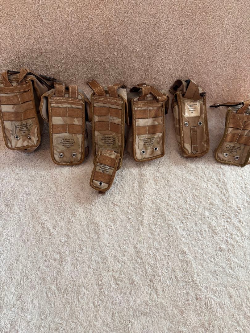 イギリス軍 砂漠迷彩DPM タクティカルベスト（ポーチ 7個付き）