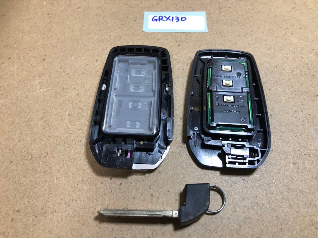 トヨタ　純正スマートキー　001-A02528 マークX GRX130 キーレス
