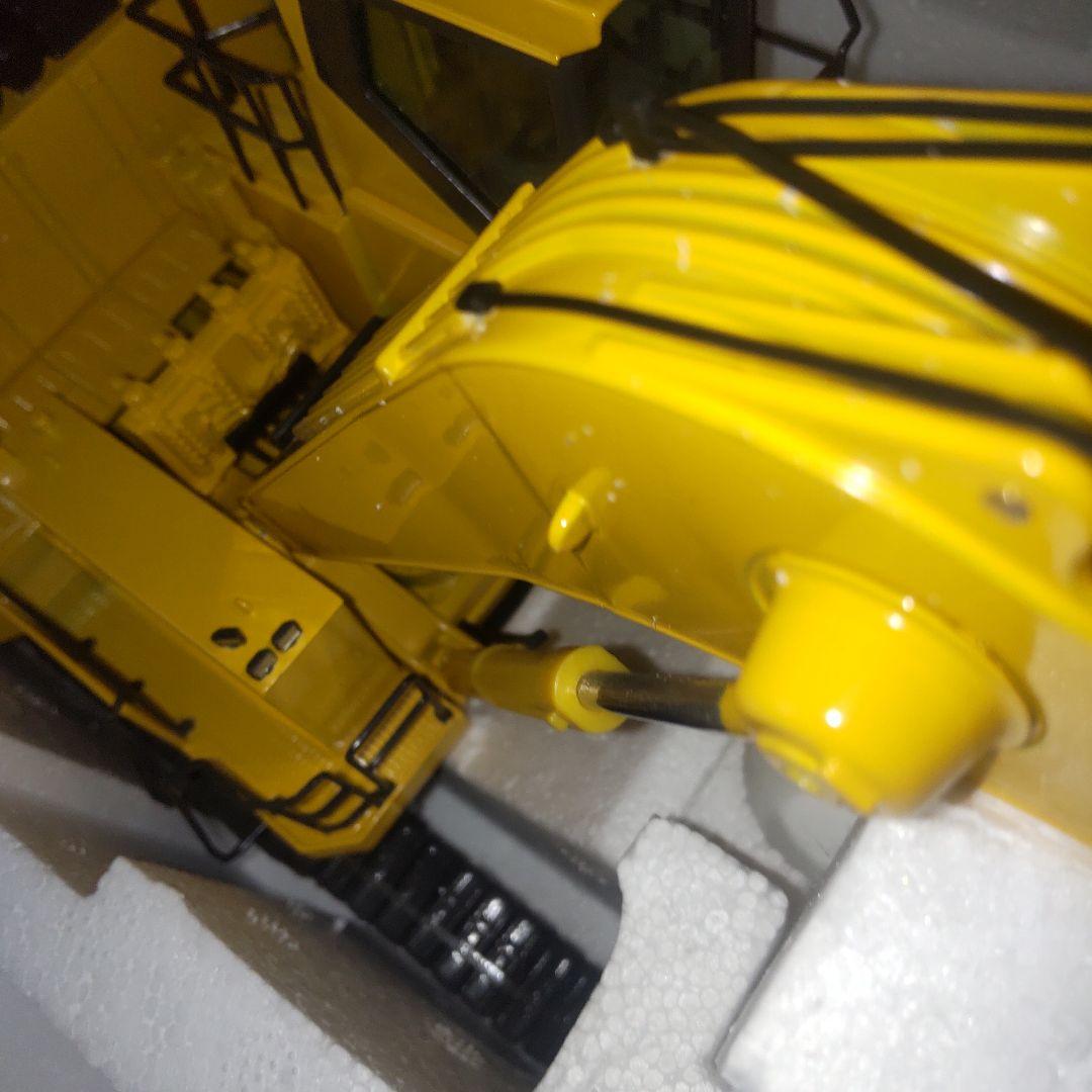 コマツ建機　PC2000-8 BACKHOE 　1/50 ケンクラフト製