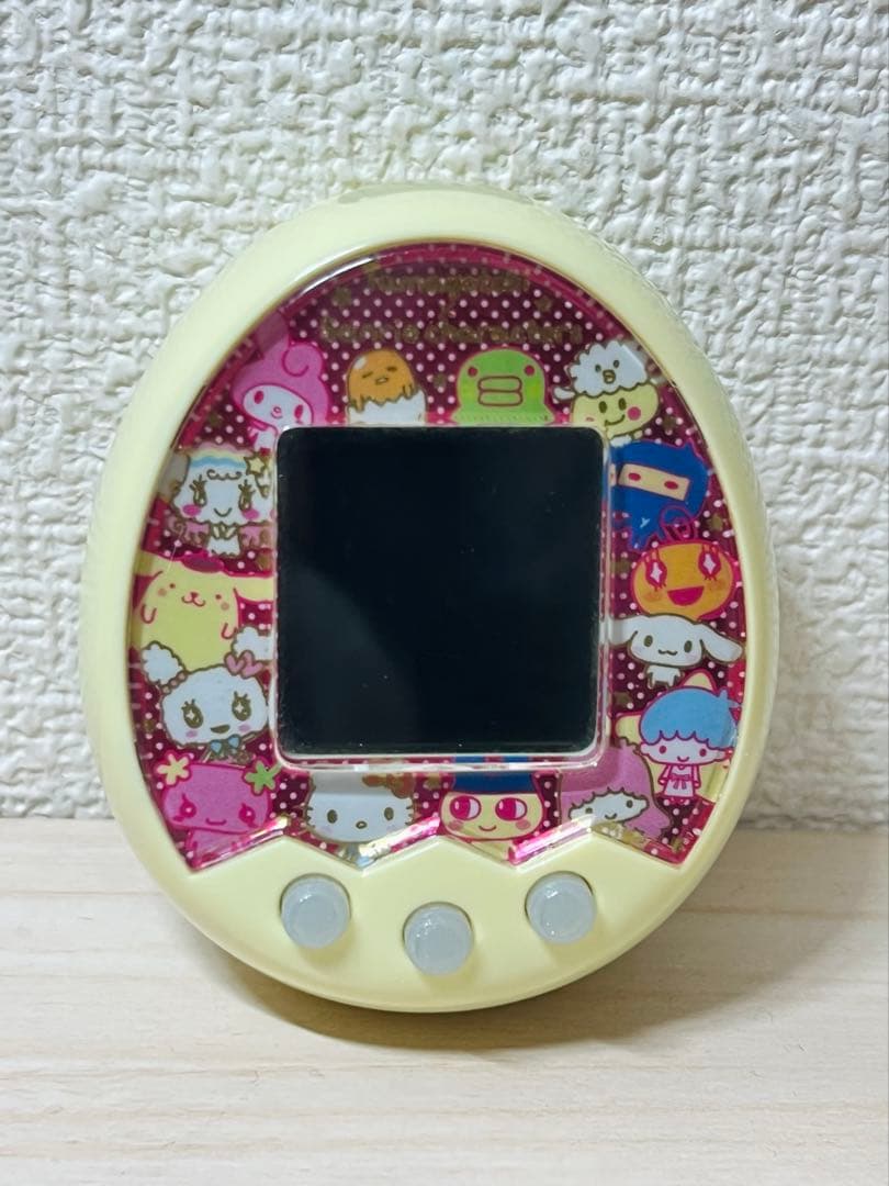 たまごっちみくす Tamagotchi m!x サンリオキャラクターズ★本体のみ