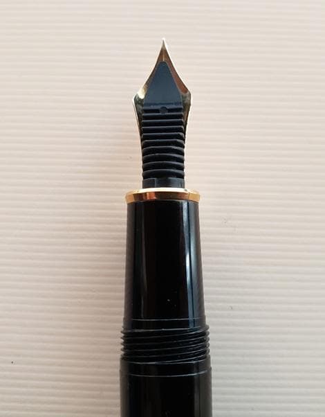 プラチナ万年筆 ＃3776　14K 万年筆 ブラック　中古品