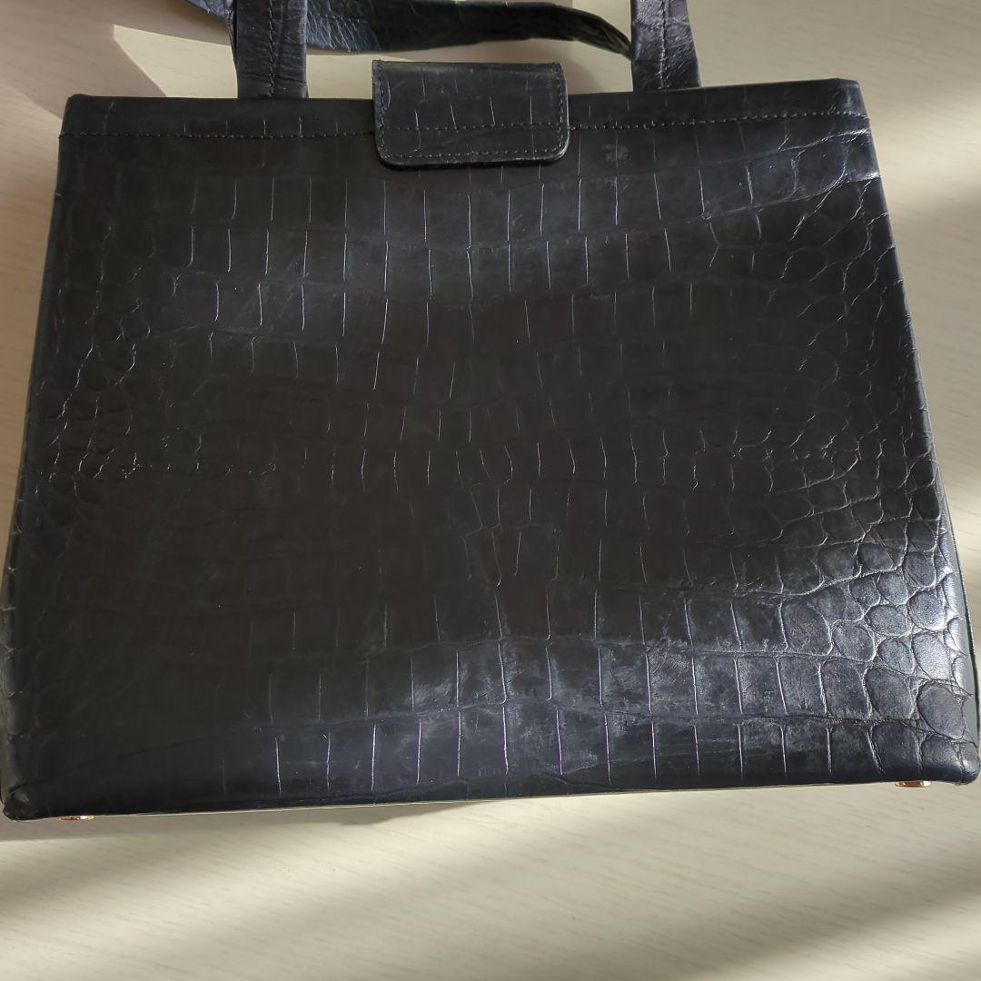 Ferragamo ブラック クロコダイル風 バッグ