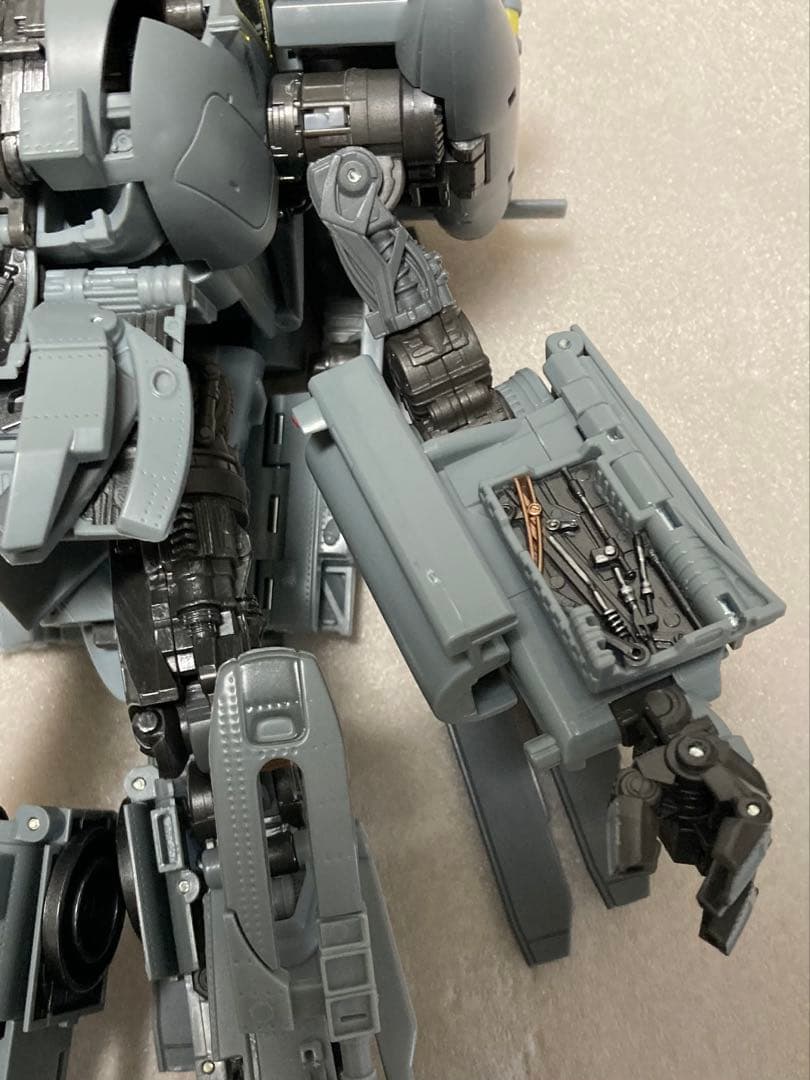 欠品あり　トランスフォーマー MPM-13 ディセプティコン ブラックアウト