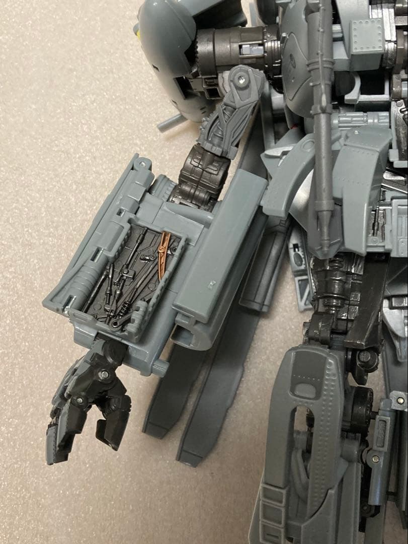 欠品あり　トランスフォーマー MPM-13 ディセプティコン ブラックアウト