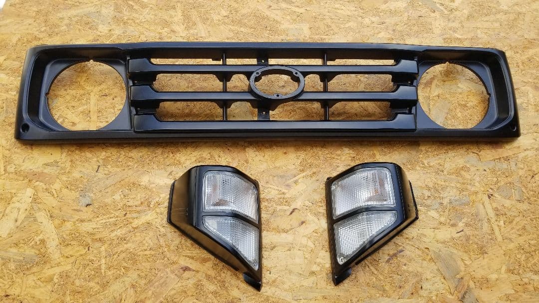 ランクル 77 70フロントグリル コーナーランプ 良い 24V ZX