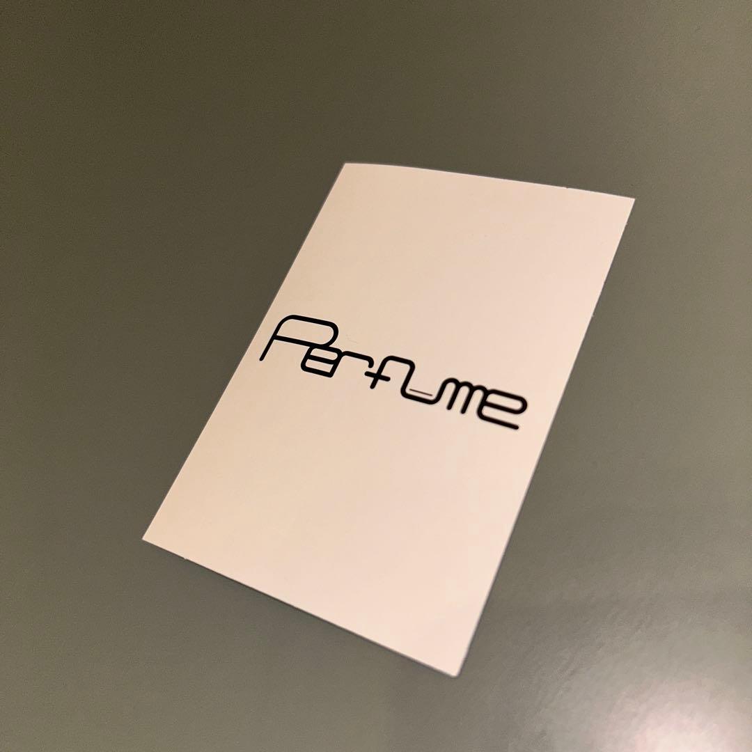 1568) perfume コンピューターシティ 新星堂 特典トレカ 集合膝上
