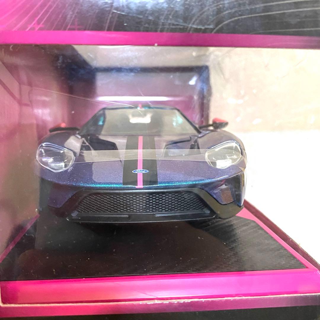 2017 FORD GT & クラシックTVシリーズ バットモービル ピンク