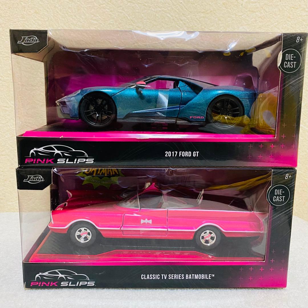 2017 FORD GT & クラシックTVシリーズ バットモービル ピンク